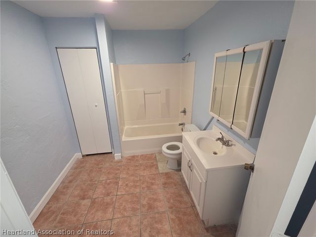 5313 Manatee Drive, Sebring, FL 33870