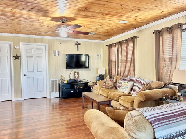 1256 E Canal Drive, Crystal Beach, TX 77650