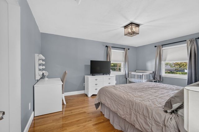 11 Powder Hill Rd, Methuen, MA 01844