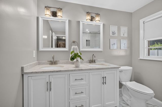 11 Powder Hill Rd, Methuen, MA 01844