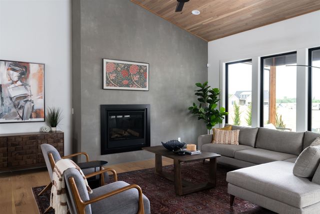 2307 N Sagebrush St, Wichita, KS 67230