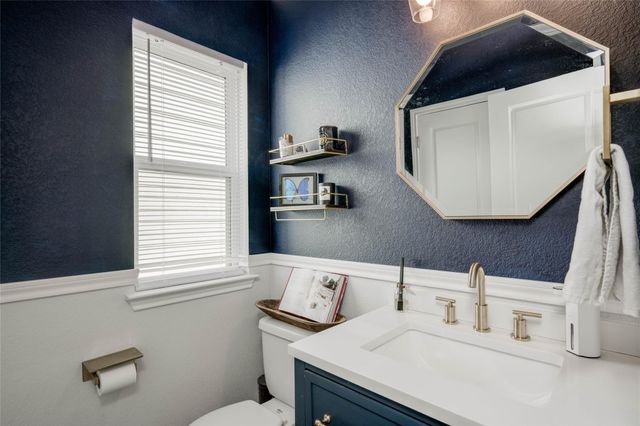 194 McKittrick Ridge ST, Dripping Springs, TX 78620