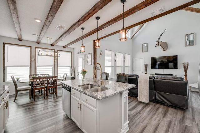 194 McKittrick Ridge ST, Dripping Springs, TX 78620
