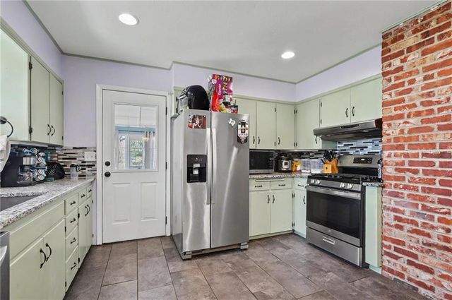 2503 Alabama Street, Lawrence, KS 66046