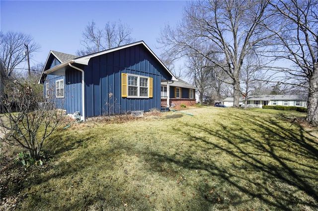 2503 Alabama Street, Lawrence, KS 66046