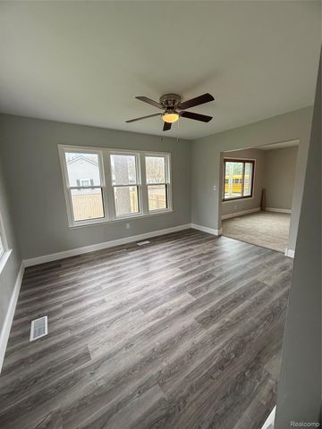 7489 Brock Way Street E, Genesee Charter Township, MI 48458