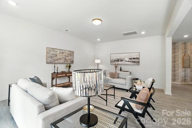 1103 Overland Drive, Dallas, NC 28034