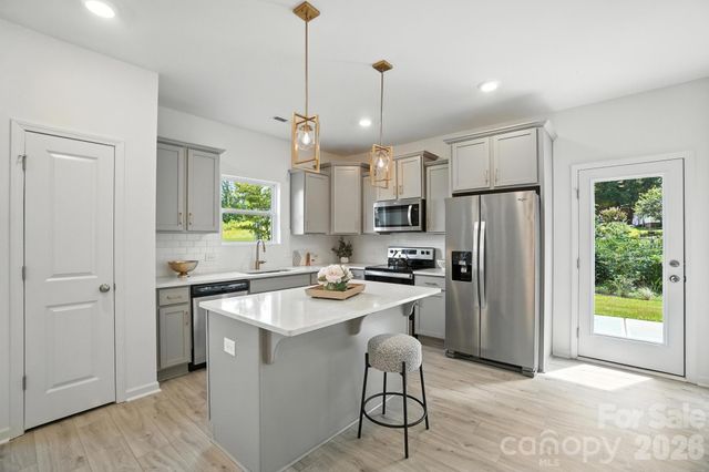 1103 Overland Drive, Dallas, NC 28034