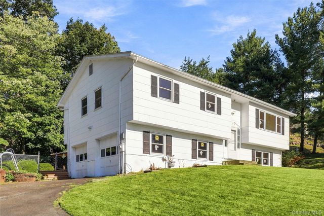 1 S Delaware Drive, Nyack, NY 10960