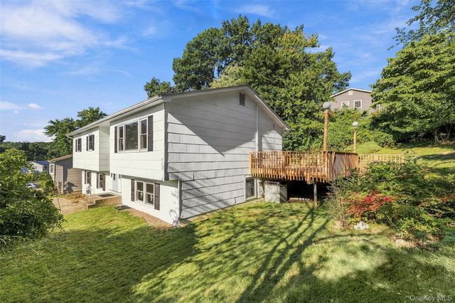 1 S Delaware Drive, Nyack, NY 10960