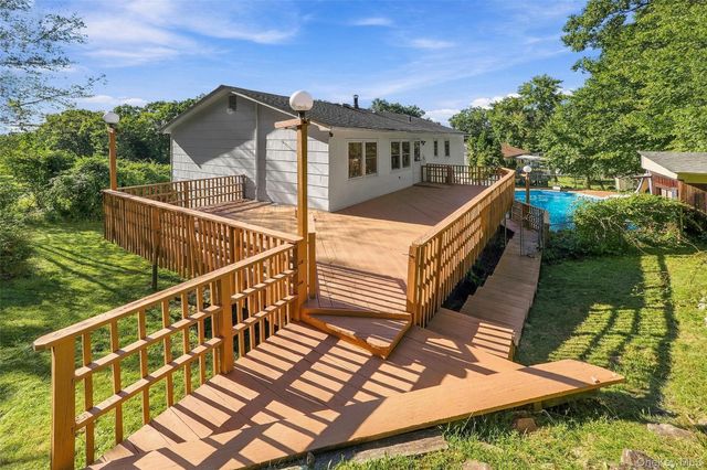 1 S Delaware Drive, Nyack, NY 10960
