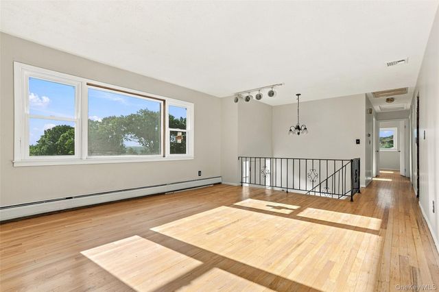 1 S Delaware Drive, Nyack, NY 10960