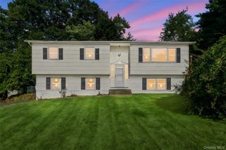 1 S Delaware Drive, Nyack, NY 10960