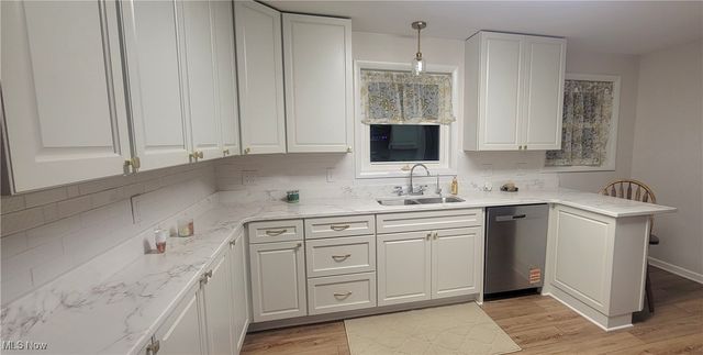 821 Boulevard Drive, Belpre, OH 45714