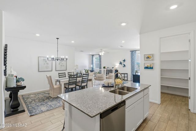 17462 S Hayward Place, Vail, AZ 85641