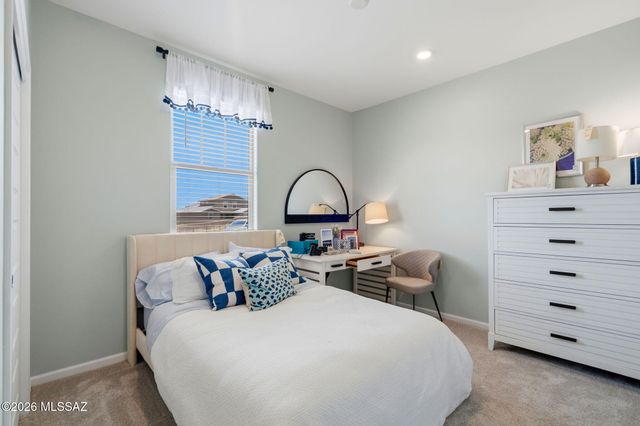 17462 S Hayward Place, Vail, AZ 85641