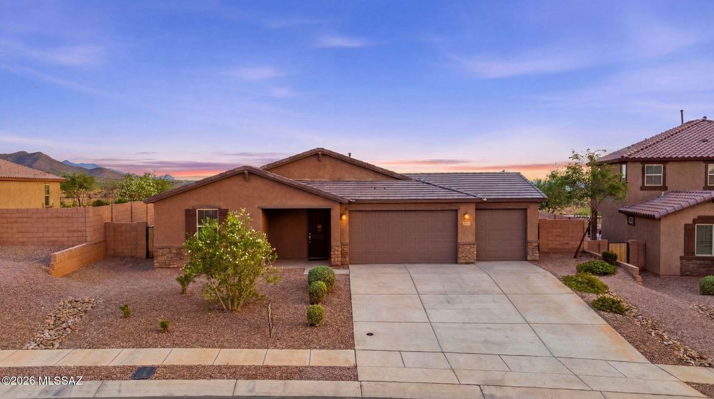 17462 S Hayward Place, Vail, AZ 85641
