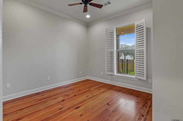 12130 Cane Dr, St Francisville, LA 70775