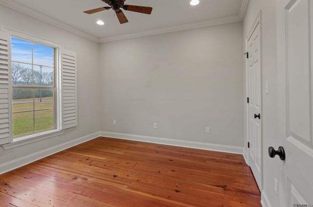 12130 Cane Dr, St Francisville, LA 70775