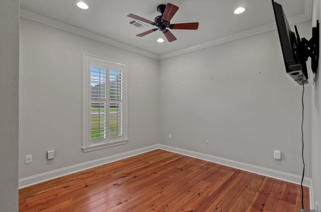 12130 Cane Dr, St Francisville, LA 70775