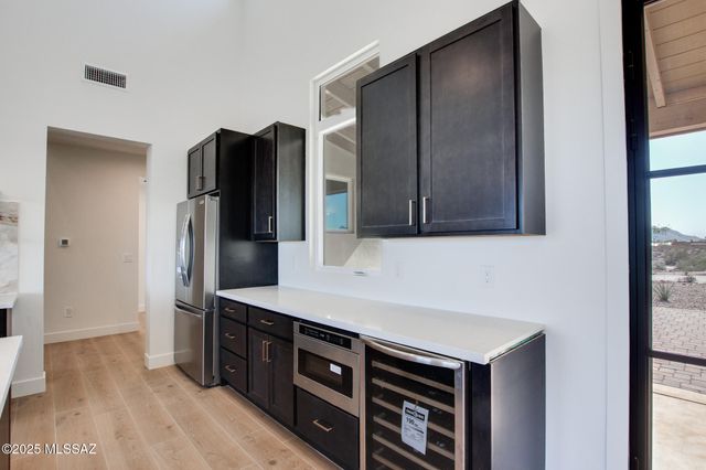 2750 W Black Cloud Court, Tucson, AZ 85745