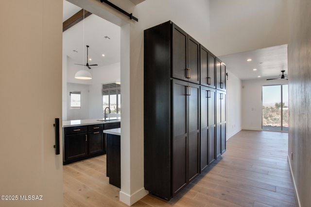 2750 W Black Cloud Court, Tucson, AZ 85745