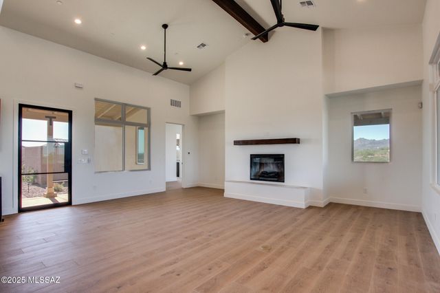 2750 W Black Cloud Court, Tucson, AZ 85745
