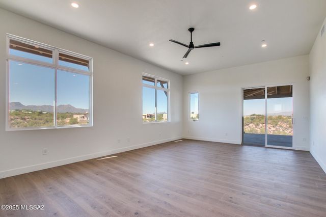 2750 W Black Cloud Court, Tucson, AZ 85745