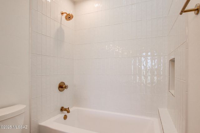 2750 W Black Cloud Court, Tucson, AZ 85745