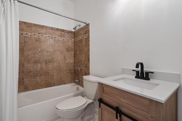 6501 Columbia Oaks CT 10, Austin, TX 78759