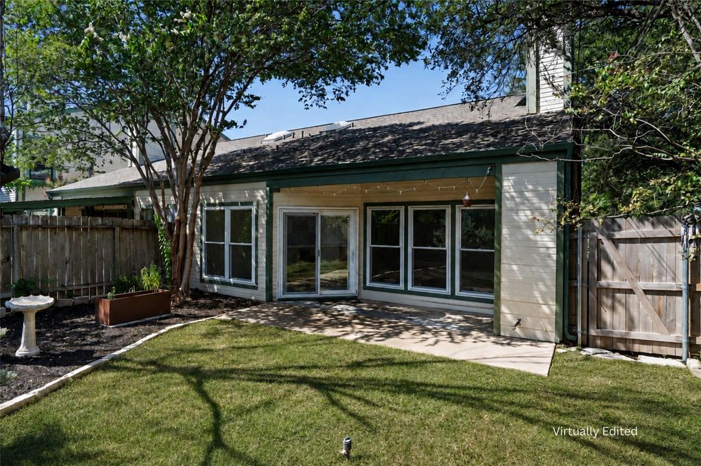 6501 Columbia Oaks CT 10, Austin, TX 78759