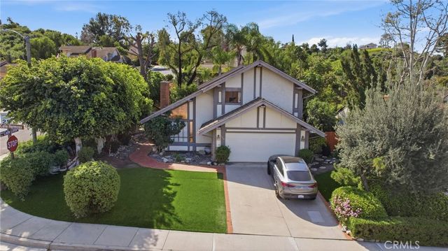 900 Calle Hermosa, San Dimas, CA 91773