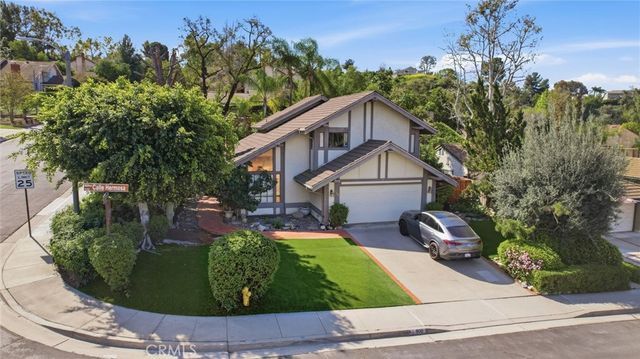 900 Calle Hermosa, San Dimas, CA 91773