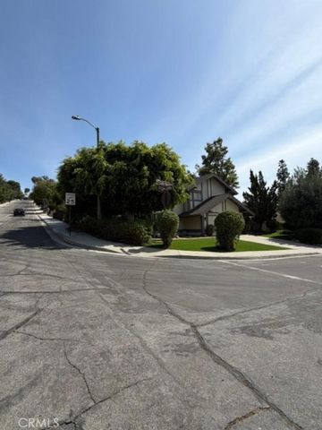 900 Calle Hermosa, San Dimas, CA 91773