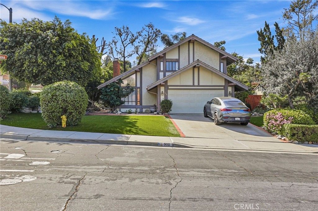 900 Calle Hermosa, San Dimas, CA 91773