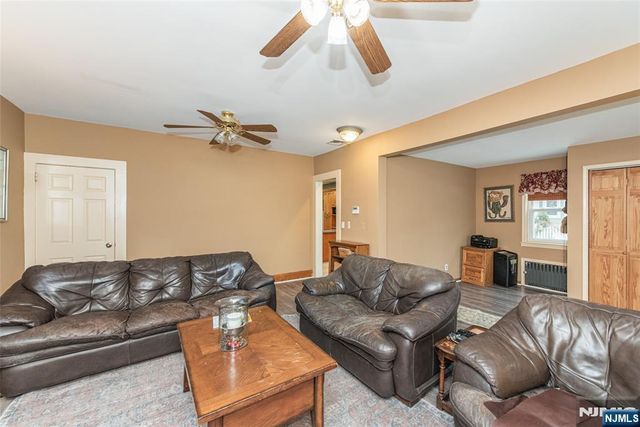 66 Park Avenue, Caldwell, NJ 07006