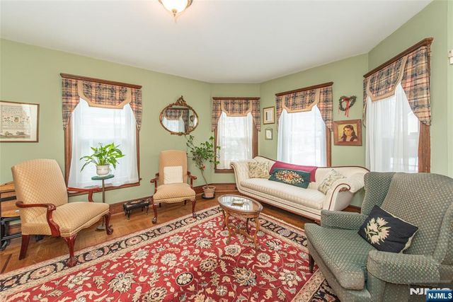 66 Park Avenue, Caldwell, NJ 07006