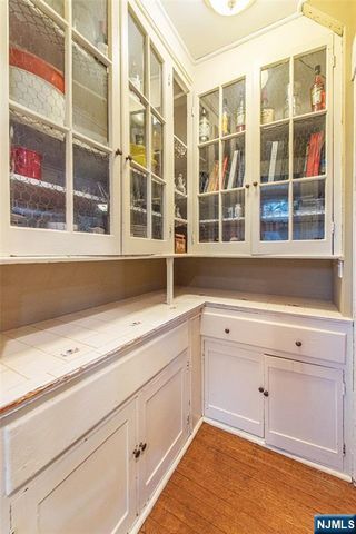 66 Park Avenue, Caldwell, NJ 07006