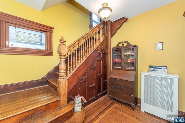 66 Park Avenue, Caldwell, NJ 07006