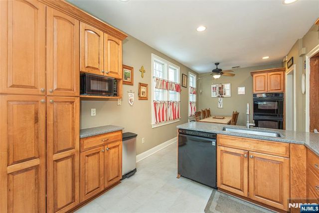 66 Park Avenue, Caldwell, NJ 07006