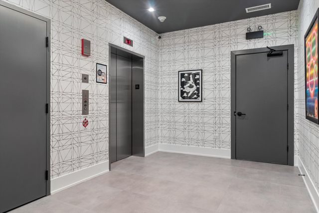 4513 N CLARK Street 411, Chicago, IL 60640