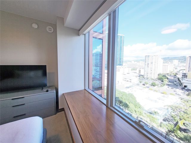 1555 Kapiolani Boulevard 1012, Honolulu, HI 96814