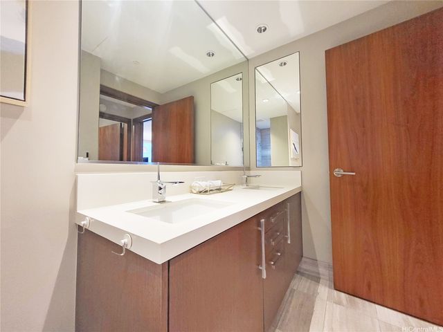 1555 Kapiolani Boulevard 1012, Honolulu, HI 96814