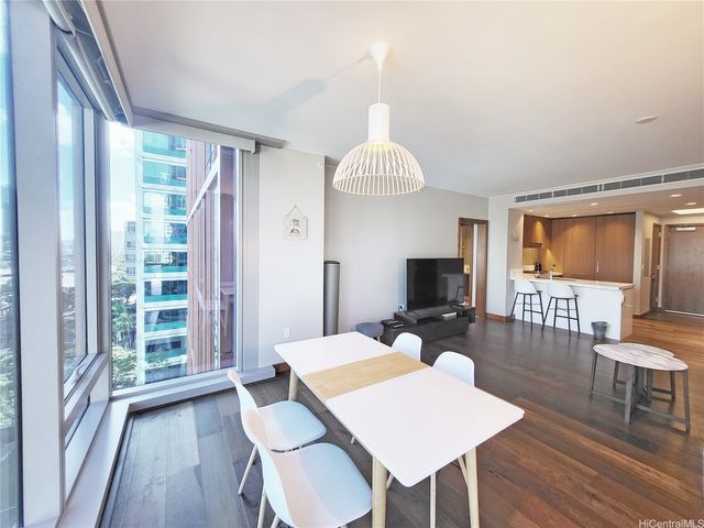 1555 Kapiolani Boulevard 1012, Honolulu, HI 96814