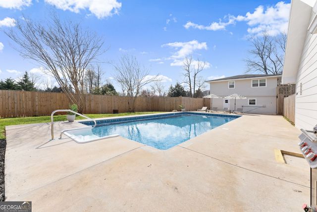 63 Angel Lane, Cleveland, GA 30528
