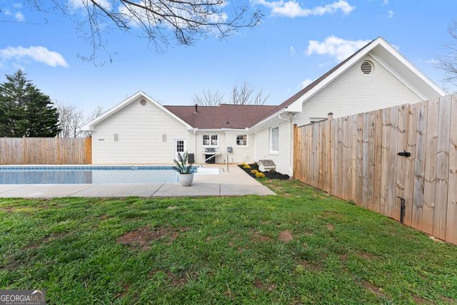 63 Angel Lane, Cleveland, GA 30528