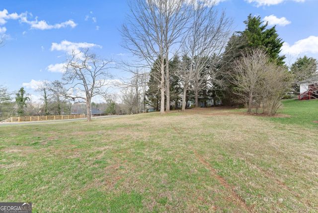 63 Angel Lane, Cleveland, GA 30528
