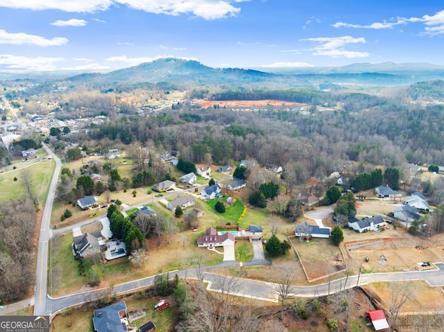 63 Angel Lane, Cleveland, GA 30528