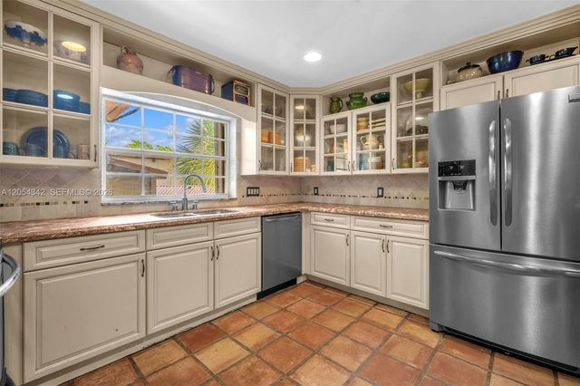 800 SW 8th Terrace, Fort Lauderdale, FL 33315