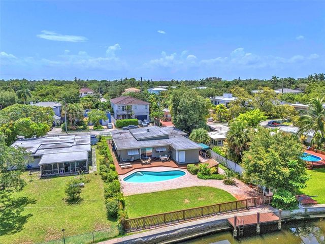 800 SW 8th Terrace, Fort Lauderdale, FL 33315